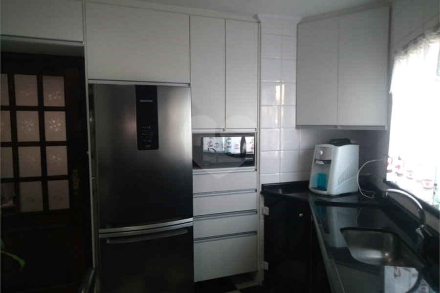 Sobrado à venda com 3 quartos, sendo 1 suíte, em Tremembé, São Paulo, SP