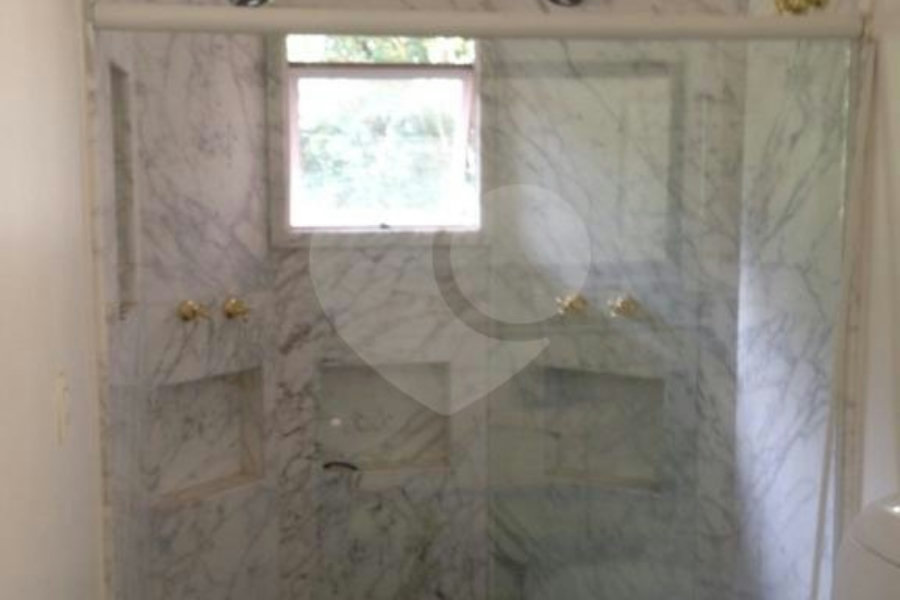 Casa à venda com 4 quartos, sendo 1 suíte, em Samambaia, Mairiporã, SP