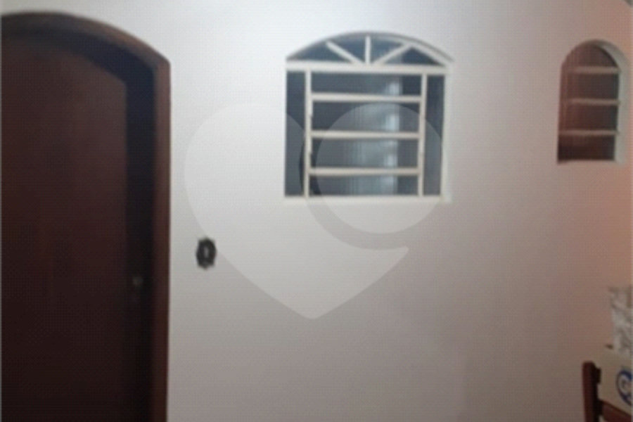 Sobrado à venda com 3 suítes em Jardim Vila Galvão, Guarulhos, SP