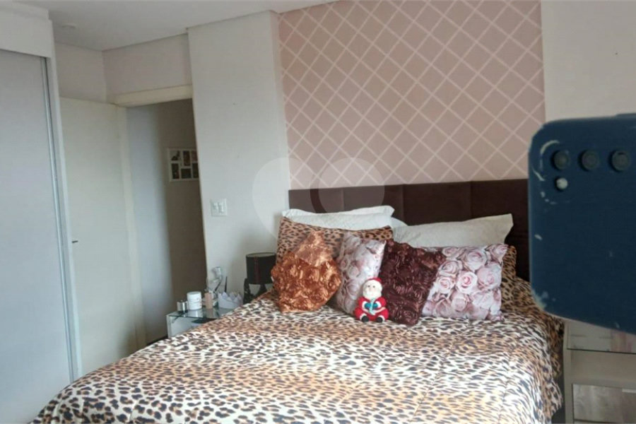 Apartamento à venda com 3 quartos, sendo 1 suíte, em Parque Novo Mundo, São Paulo, SP
