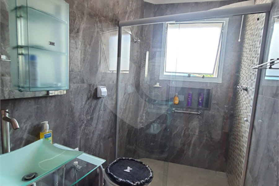 Sobrado à venda com 3 quartos, sendo 1 suíte, em Limão, São Paulo, SP