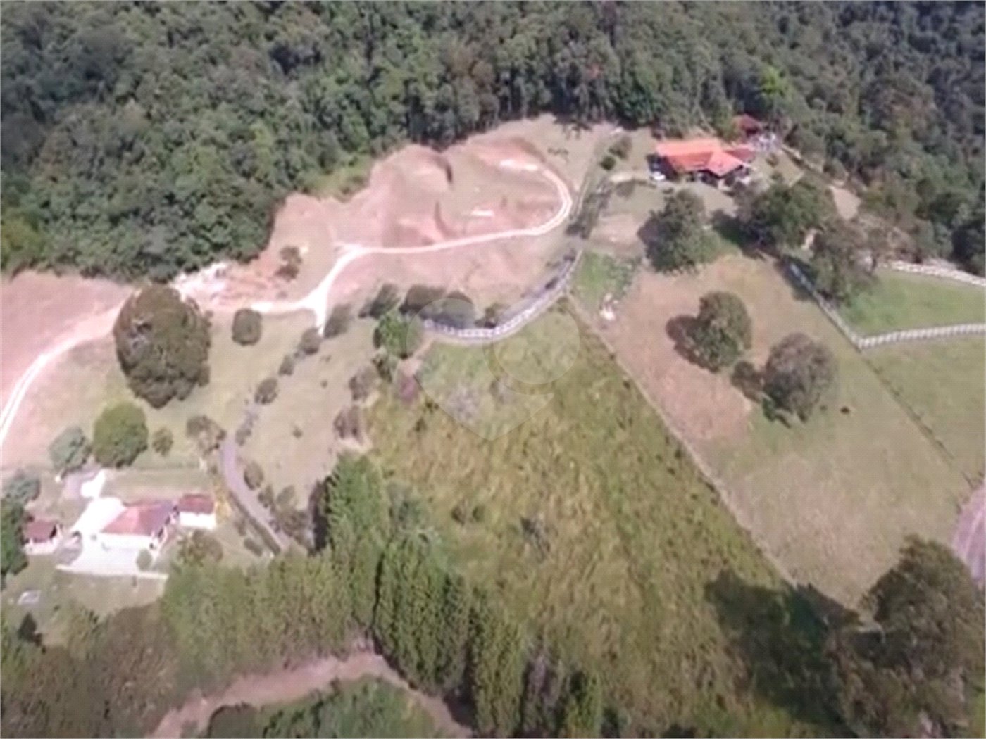 Sítio à venda com 2 suítes em Gabriel Piza, São Roque, SP