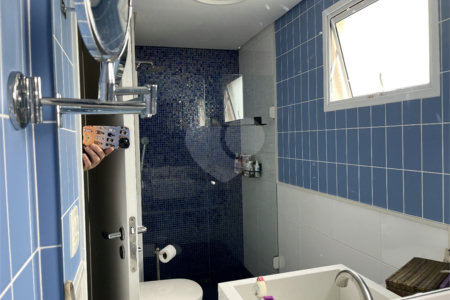 Apartamento à venda com 3 quartos, sendo 1 suíte,  em Vila Olímpia, São Paulo, SP