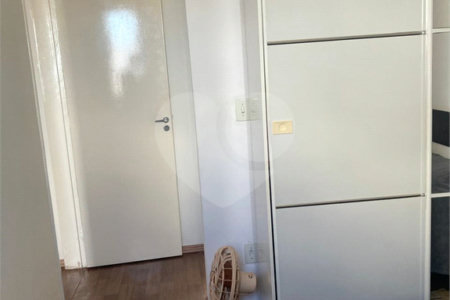 Apartamento à venda com 2 quartos, sendo 1 suíte,  em Jardim Flor da Montanha, Guarulhos, SP