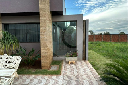Casa à venda com 3 quartos, sendo 1 suíte,  no Centro, Ponta Porã, MS