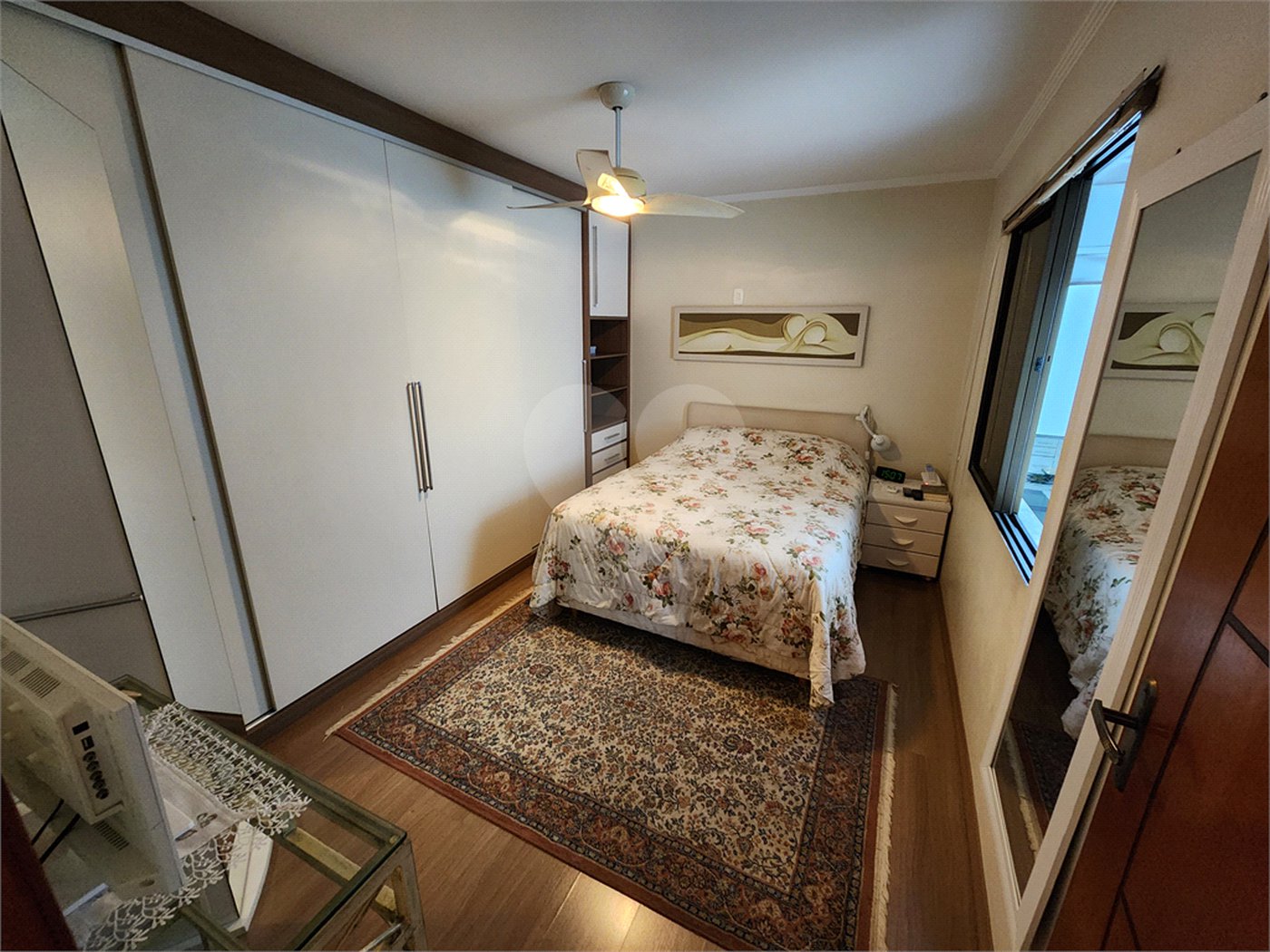 Casa à venda com 4 quartos, sendo 3 suítes,  em Vila Rosália, Guarulhos, SP