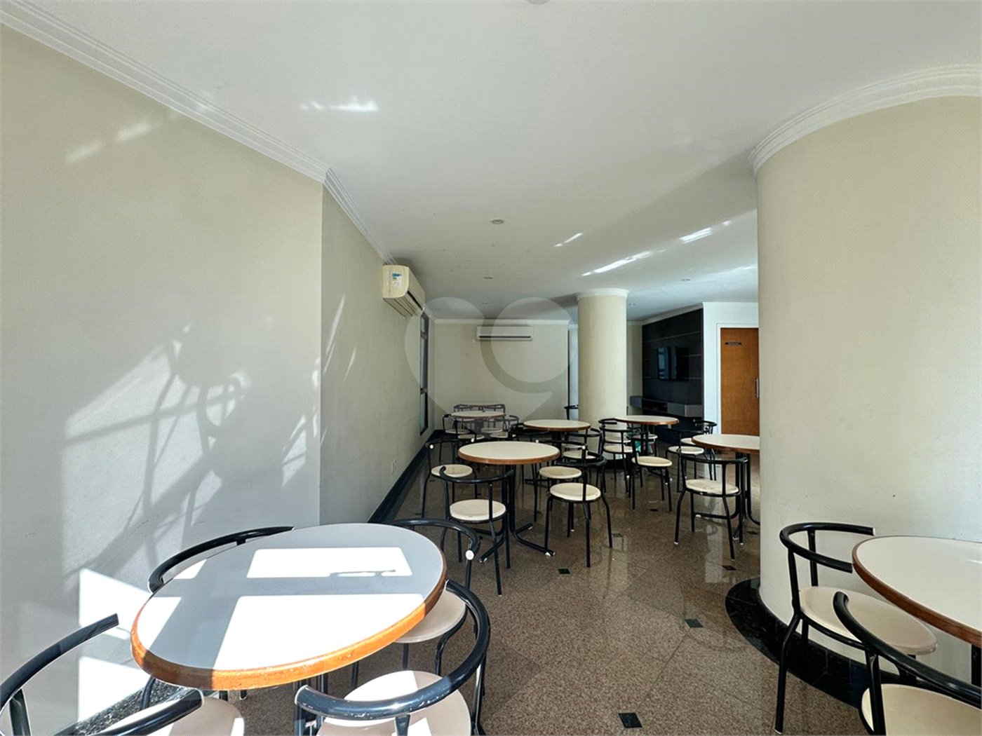 Apartamento à venda com 3 suítes em Santana, São Paulo, SP