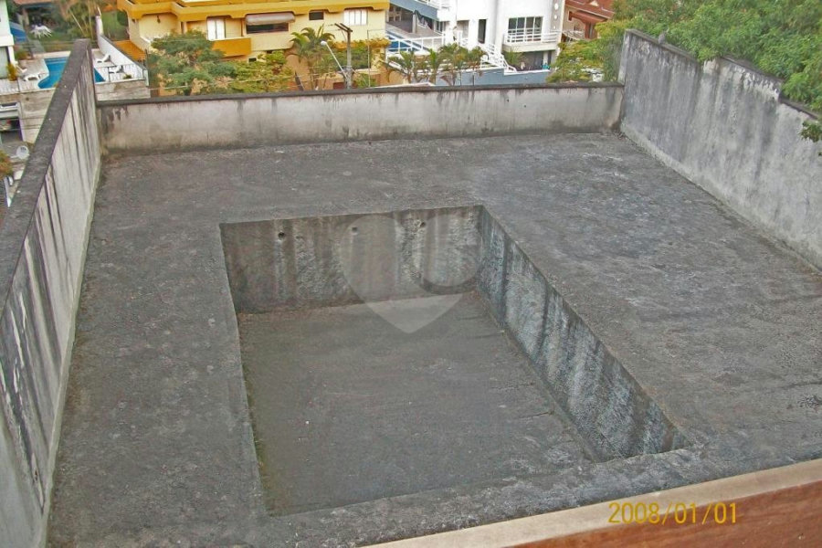 Sobrado à venda com 3 suítes em Tremembé, São Paulo, SP