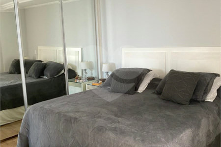 Apartamento à venda com 3 quartos, sendo 1 suíte,  em Vila Suzana, São Paulo, SP