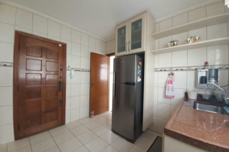 Belíssimo Apartamento de Frente, 3 Quartos, com Garagem Fechada, à Venda no Marapé – Santos/SP