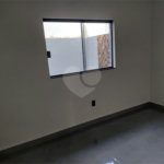 Casa à venda com 3 quartos, sendo 1 suíte, no condomínio Horto Florestal Villagio, Sorocaba - SP
