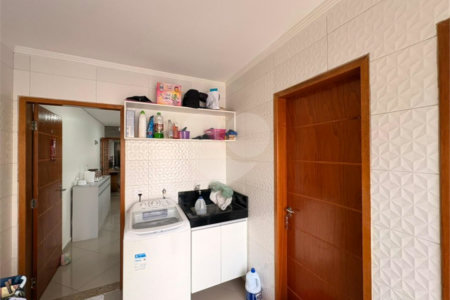 Sobrado à venda com 3 suítes em Vila Milton, Guarulhos, SP