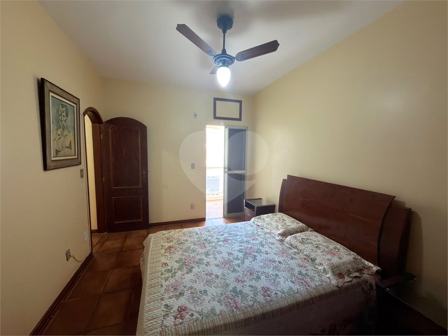 Apartamento à venda com 3 quartos, sendo 1 suíte, em Vila Nova, Cabo Frio, RJ