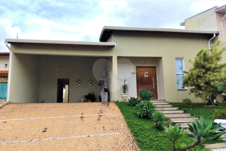 Casa à venda com 3 suítes no condomínio Portal dos Ipês, Indaiatuba - SP
