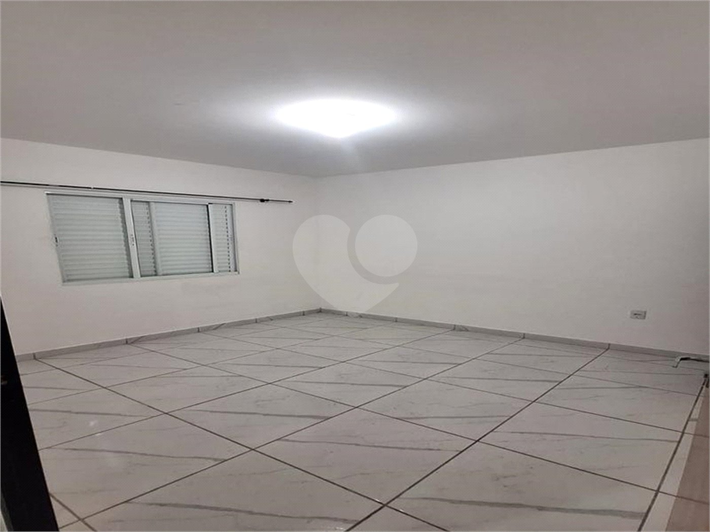 Apartamento à venda com 1 quarto em Jardim Santa Marta, Sorocaba, SP
