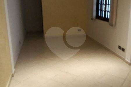 Casa à venda com 3 quartos, sendo 1 suíte, em Jardim Piqueroby, São Paulo, SP