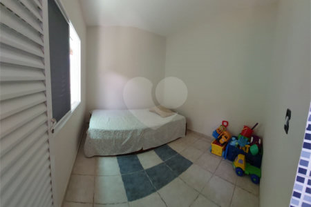 Casa Térrea à venda com 3 quartos em Vila São Paulo, Mongaguá, SP
