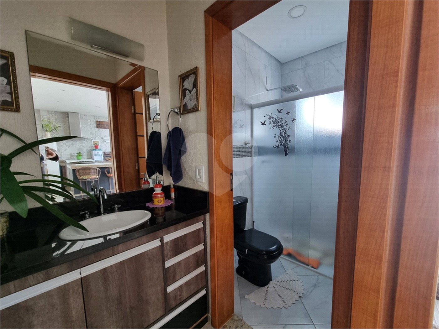 Casa à venda com 3 suítes no condomínio Horto Florestal I, Sorocaba - SP