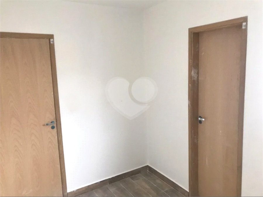 Casa à venda ou para alugar com 2 suítes no condomínio Residence Adelina, São Paulo - SP