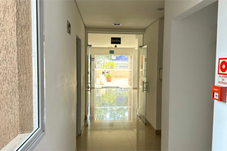 Apartamento à venda com 3 quartos, sendo 1 suíte, em Vila Santa Teresa, Santo André, SP