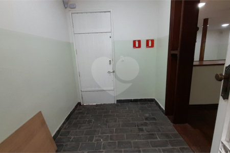 Sobrado para alugar com 5 quartos, sendo 3 suítes, em Jardim do Mar, São Bernardo do Campo, SP