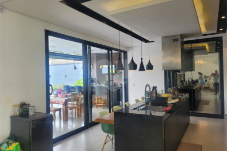 Casa à venda com 4 suítes no condomínio Residencial Saint Patrick, Sorocaba - SP