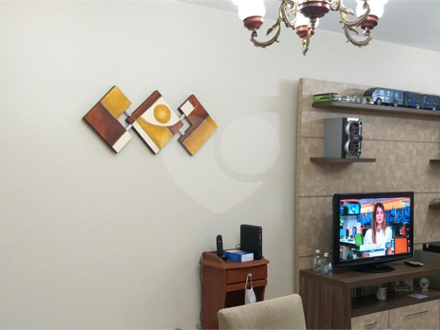 Sobrado à venda com 3 quartos em Vila Irmãos Arnoni, São Paulo, SP