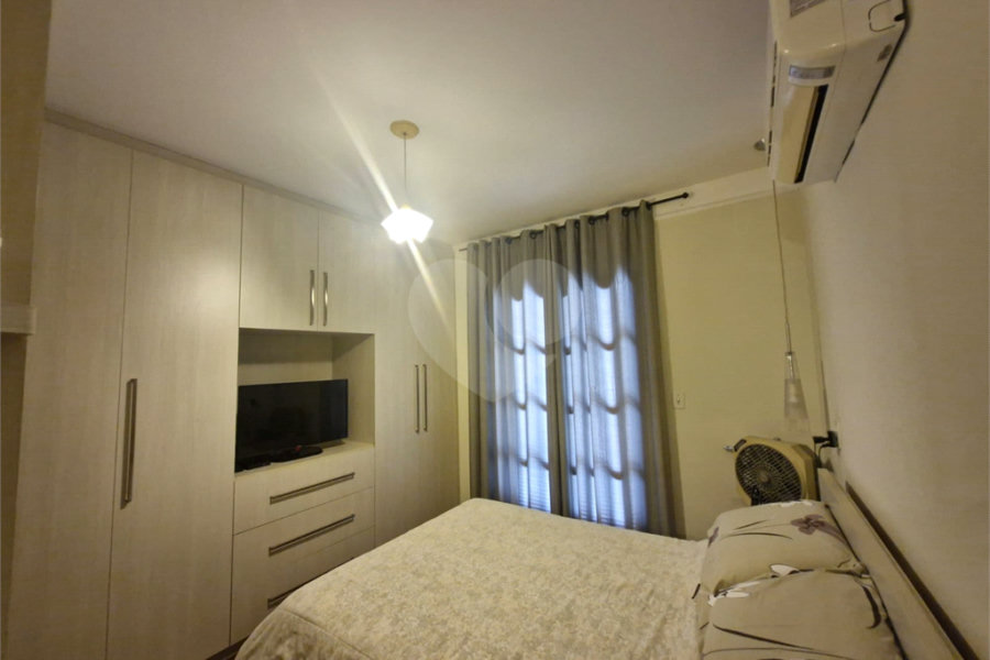 Casa à venda com 3 suítes no condomínio Residencial Jardim França, São Paulo - SP