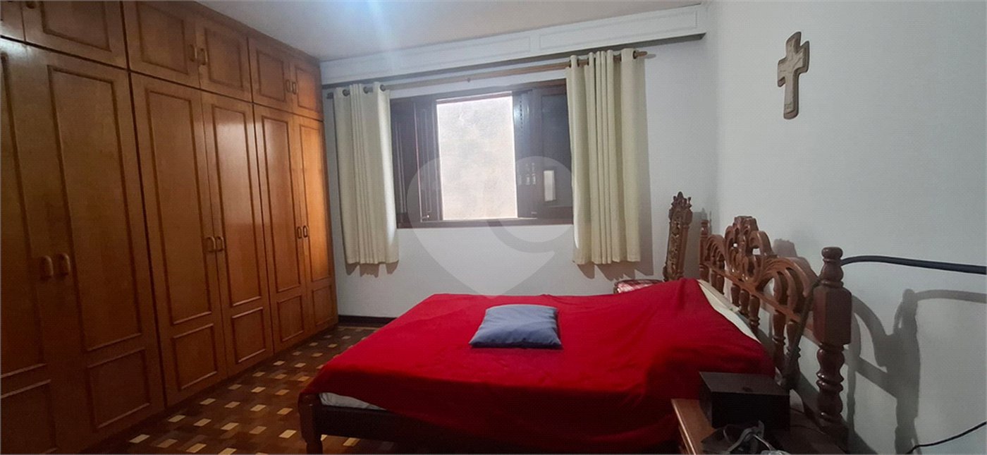 Casa à venda com 4 quartos, sendo 3 suítes, no Brasilândia, São Paulo, SP
