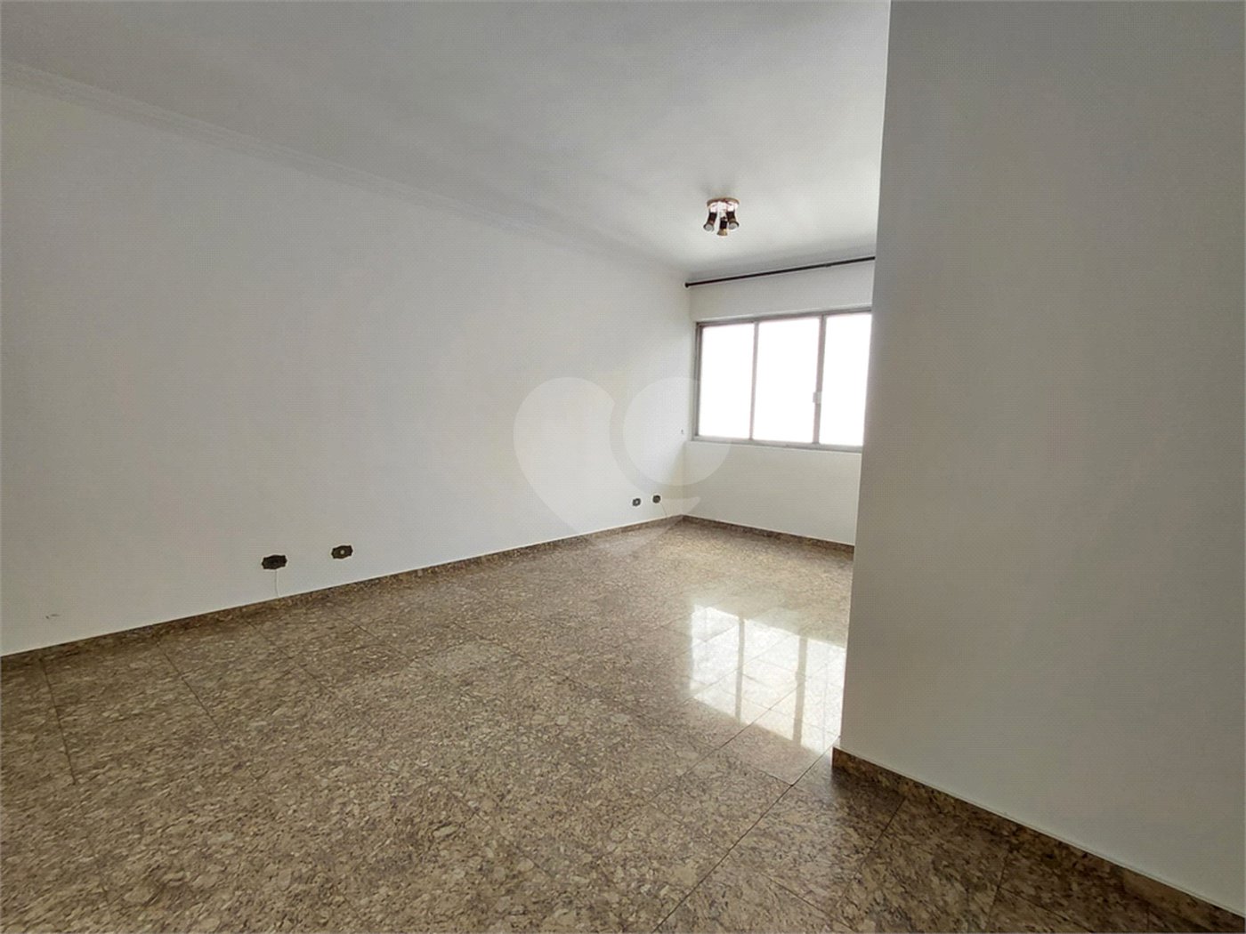 Apartamento à venda com 2 quartos, sendo 1 suíte, em Água Branca, São Paulo, SP