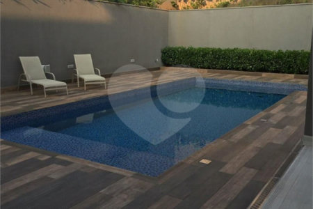 Casa à venda com 5 suítes no condomínio Residencial Tamboré 2, Santana de Parnaíba - SP