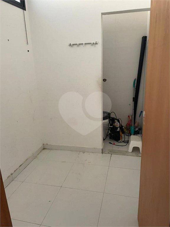 Casa à venda com 4 quartos, sendo 2 suítes,  no condomínio Residencial Castanheira, Sorocaba - SP