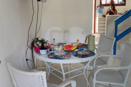 Duplex à venda com 2 suítes, em Taperapuan, Porto Seguro, BA