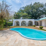 Casa Térrea à venda com 5 quartos, sendo 2 suítes, em Jardim Marajoara, São Paulo, SP