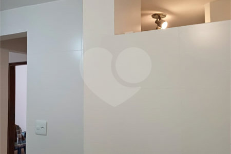 Apartamento à venda com 2 quartos em Cerqueira César, São Paulo, SP