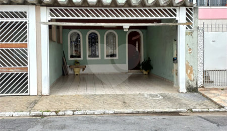 Sobrado à venda com 3 quartos em Tremembé, São Paulo, SP