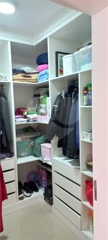 Casa à venda com 3 quartos, sendo 1 suíte, no condomínio Sausalito, Mairiporã - SP