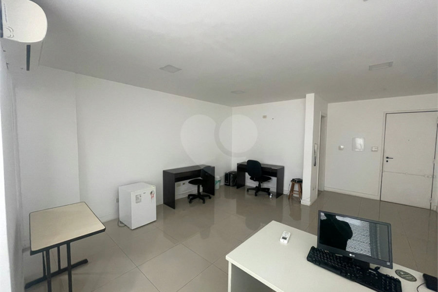 Sala à venda ou para alugar no Centro, São Paulo, SP
