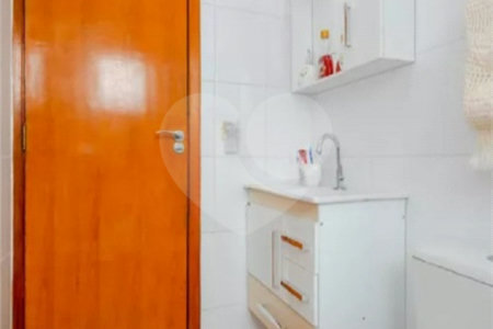 Casa à venda com 3 quartos, sendo 1 suíte, em Parque Continental I, Guarulhos, SP