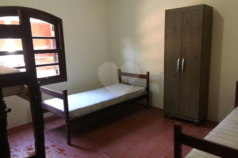 Chácara à venda com 4 quartos em Pirucaia, Mairiporã, SP