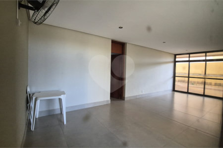 Apartamento à venda com 3 quartos, sendo 1 suíte, em Vila Seixas, Ribeirão Preto, SP