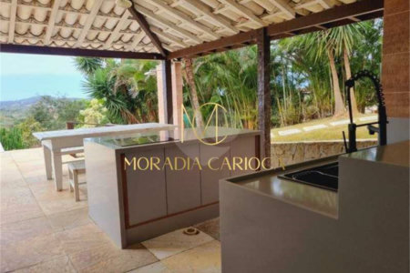 Casa à venda com 4 suítes em Ferradura, Armação dos Búzios, RJ