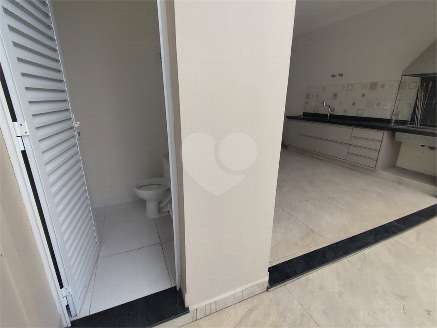 Casa Térrea para alugar com 3 suítes em Jardim Esplanada II, Indaiatuba, SP