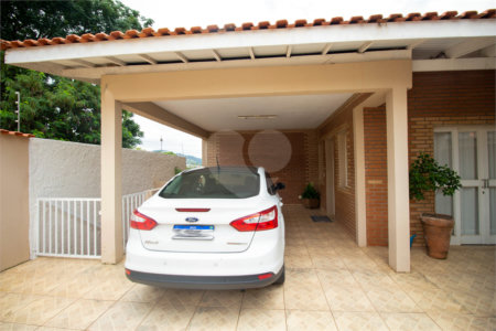 Casa à venda com 3 quartos, sendo 1 suíte, em Jardim São José, São Roque, SP