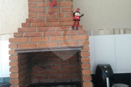 Casa à venda com 3 quartos, sendo 2 suítes,  no condomínio Vale do Sol, Bom Jesus dos Perdões - SP