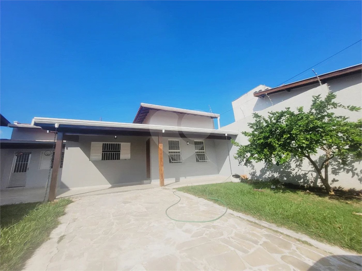 Casa 2 dormitórios - 1 banheiro - 4 vagas - Jardim Esplanada II - Indaiatuba SP