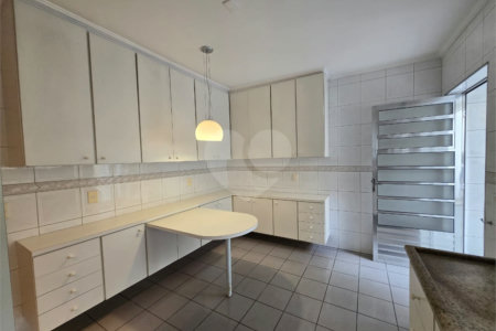 Sobrado Residencial em Vila Mariana