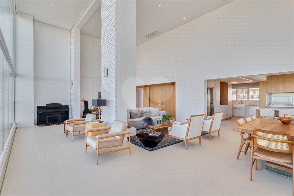 Apartamento à venda com 4 suítes em Panamby, São Paulo, SP