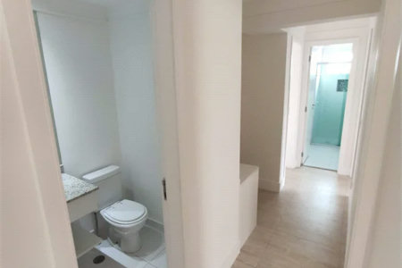 Apartamento à venda ou para alugar com 3 quartos, sendo 1 suíte, em Parque Reboucas, São Paulo, SP