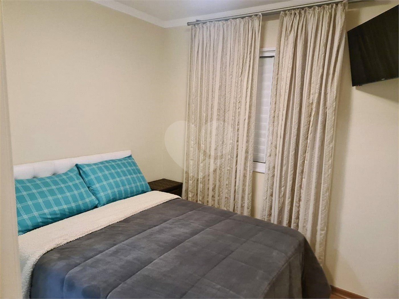 Apartamento à venda com 2 quartos, sendo 1 suíte, em Parque Reboucas, São Paulo, SP